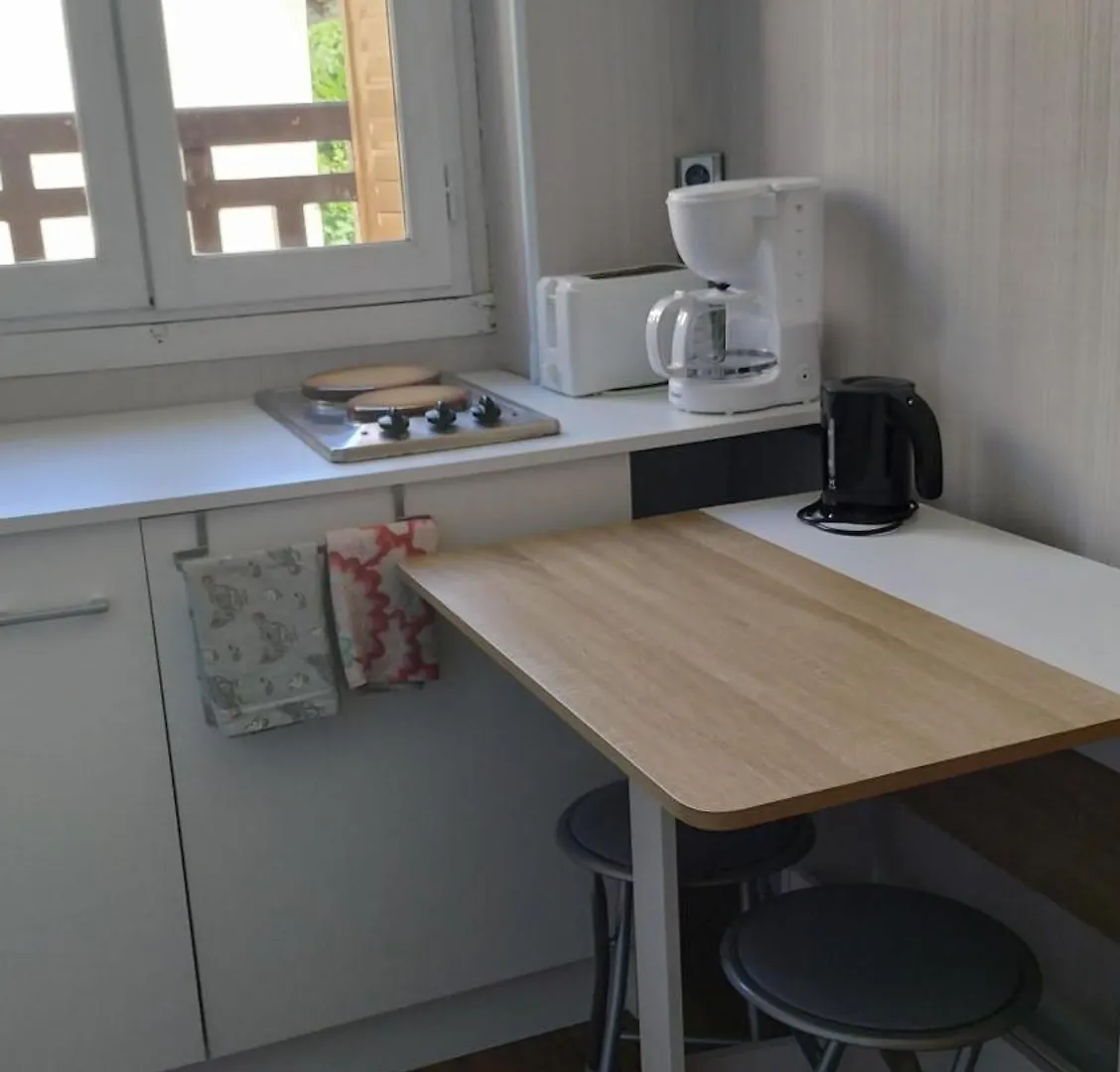 Maison Bonhomme Cusset 0*,  France