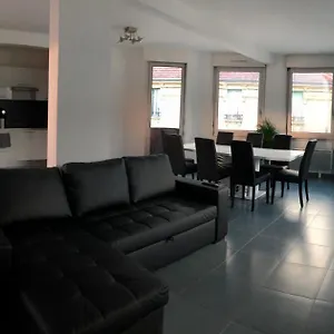Appartement De 110m2 Au Centre De, Cusset