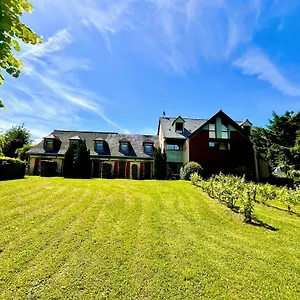 *** Hotel Logis Du Barrez France